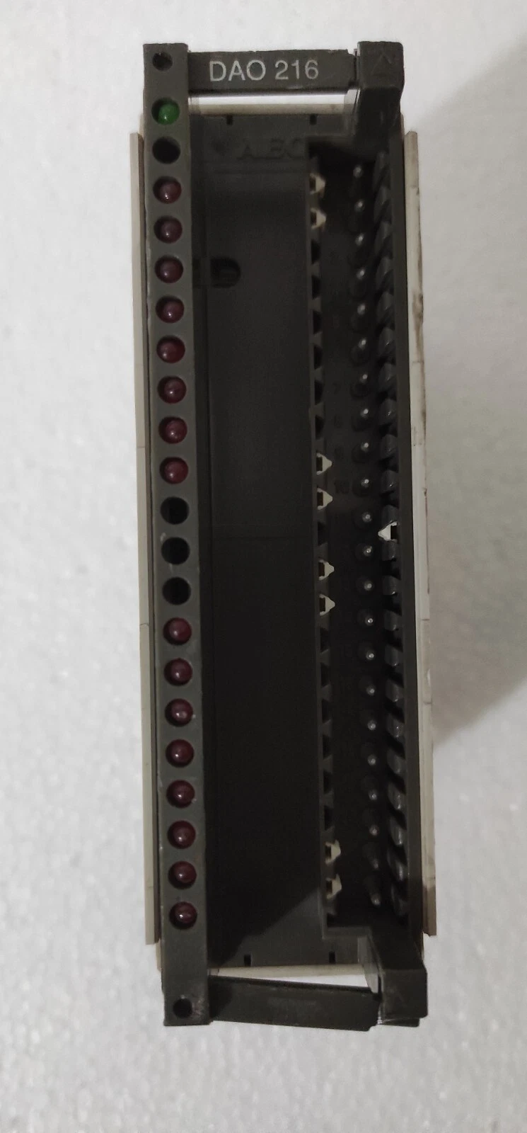 admin/uploads/uploads/Schneider Automation  Compact PLC Module_3.webp